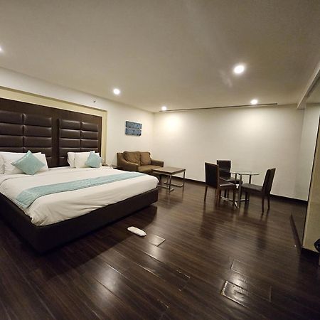 D R Utthama Nellore - Am Hotel Kollection Exterior photo