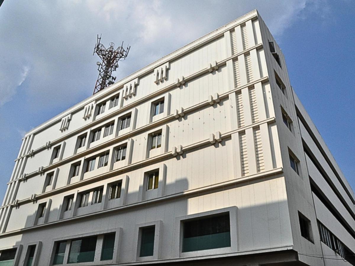 D R Utthama Nellore - Am Hotel Kollection Exterior photo