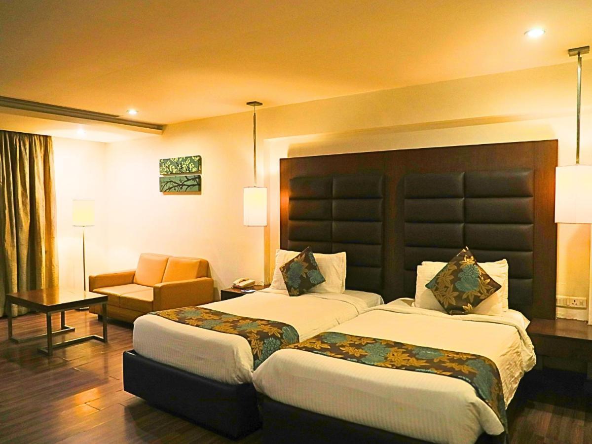 D R Utthama Nellore - Am Hotel Kollection Exterior photo